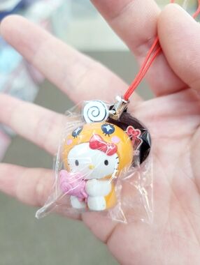 2009 Sanrio Hello Kitty X Tamagotchi Phone Charm Keychain